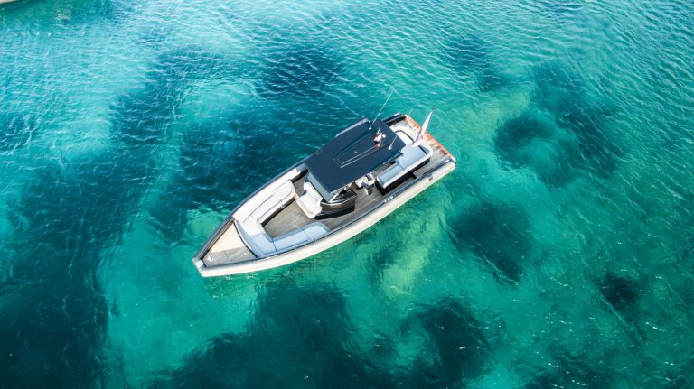 Luxury yacht for Sale | Black Shiver 100 (New) by Novamarine