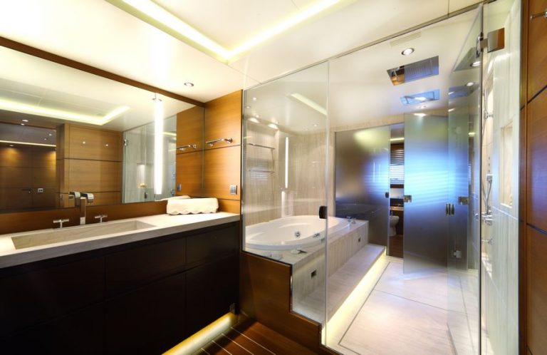 Master Bath | Zaliv III