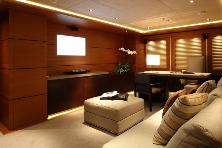 Master Office | Zaliv III