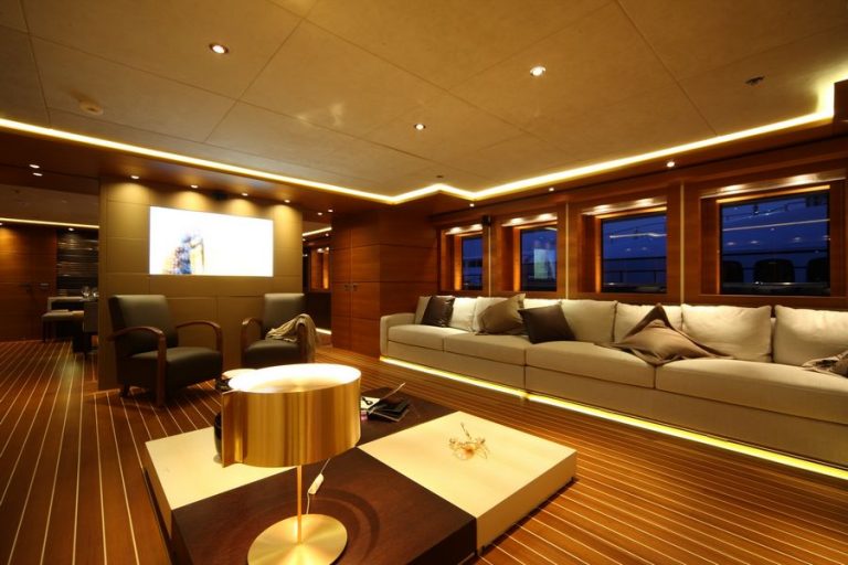 Saloon ii | Zaliv III