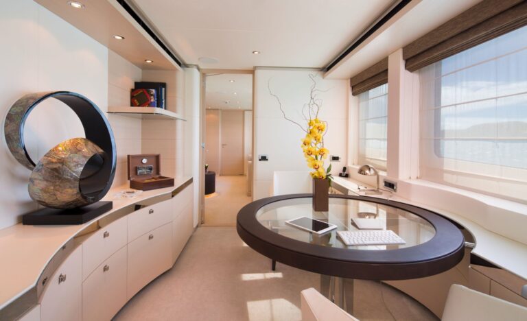 MY Lady L_Office | LADY L