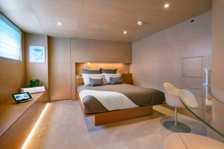 BM Double cabin 1 | BLUE MAGIC