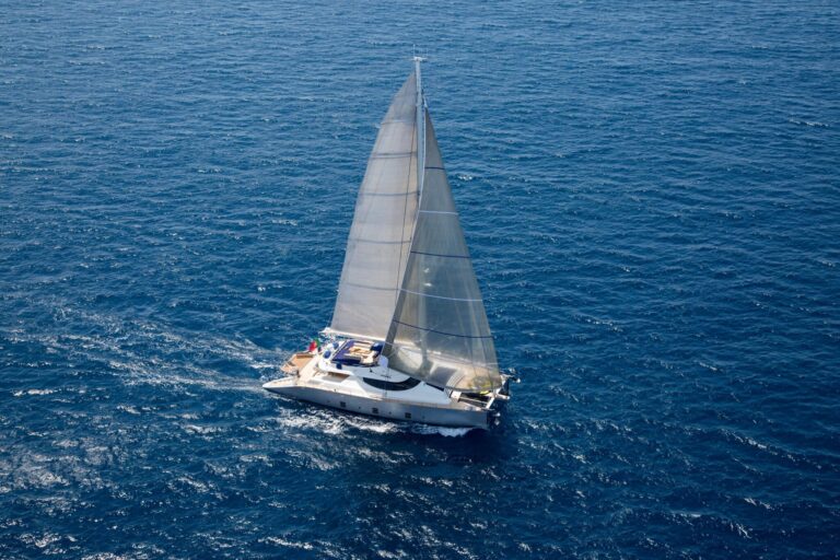 Luxury yacht for Charter | HUTIANE by 