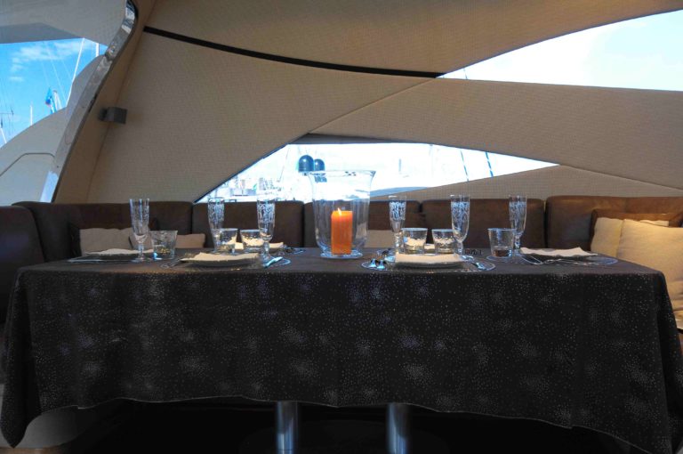 Salon Dining | AMIR III