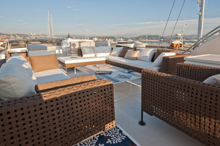 Flybridge Sunbeds | Fortuna